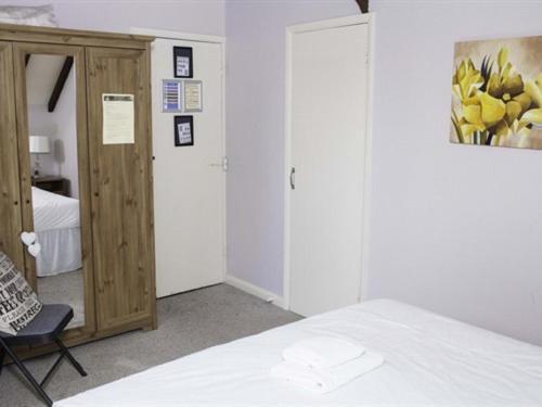 The Castle 3* Steyning