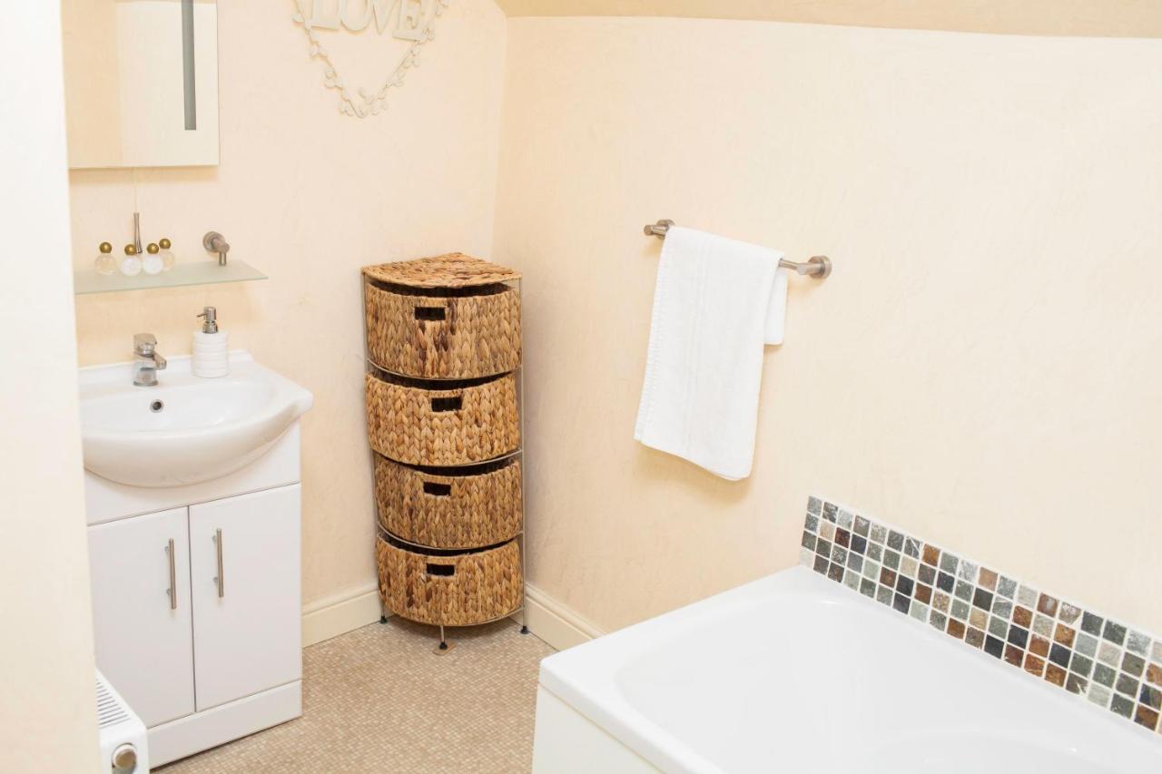 The Castle 3* Steyning