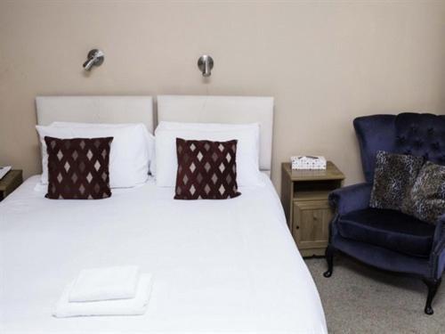 The Castle 3*